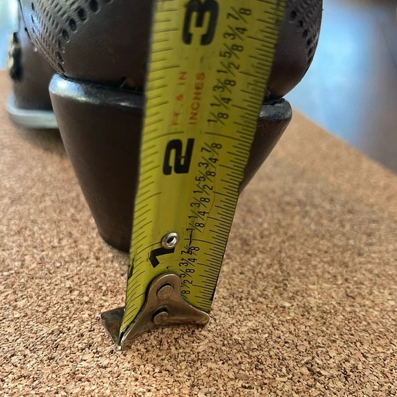 Vintage BCBG western rodeo metallic brown embellished Leather pointy Booties 7 - Picture 12 of 17